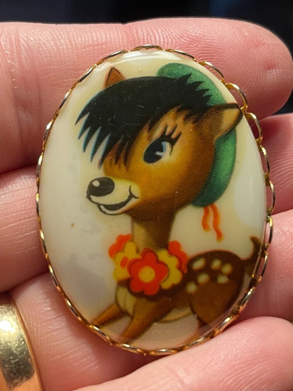Vintage 1950s Kitsch Deer Cameo Brooch | Retro Fawn Novelty Pin